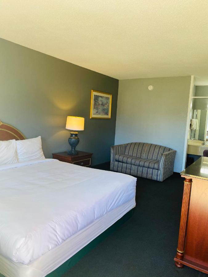 Hotel Traveler's Place & Scottsboro
